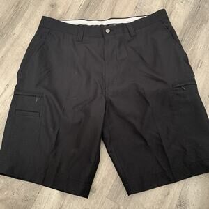 Callaway Golf Shorts Mens Size 36 Black Cargo Pockets 10” Inseam